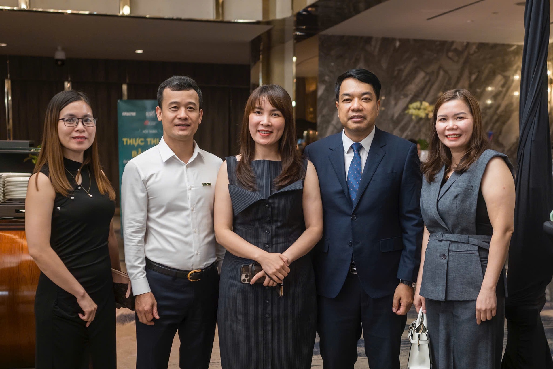 Dàn diễn giả, khách mời tham dự hội thảo Thực thi ESG bằng AI - 7 Dàn diễn giả, khách mời tham dự hội thảo Thực thi ESG bằng AI - 7
