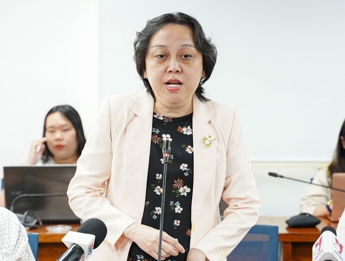 Bà Phạm Khánh Phong Lan, Trưởng Ban Quản lý An toàn thực phẩm TP.HCM đã thông tin về vụ ngộ độc thực phẩm khiến nhiều người nhập viện, một trẻ tử vong. (Ảnh: Thuận Văn).