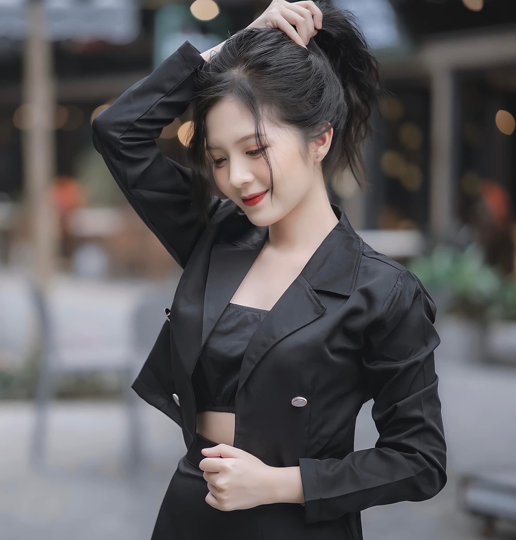 Nhan sắc xinh đẹp, gợi cảm của Ngọc Huyền Ga-ra Hạnh Phúc - 7 Nhan sắc xinh đẹp, gợi cảm của Ngọc Huyền Ga-ra Hạnh Phúc - 7