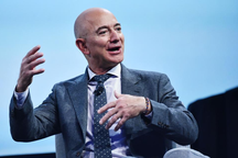Tỷ phú Jeff Bezos tậu dinh thự “khủng” giá 165 triệu USD ở Beverly Hills