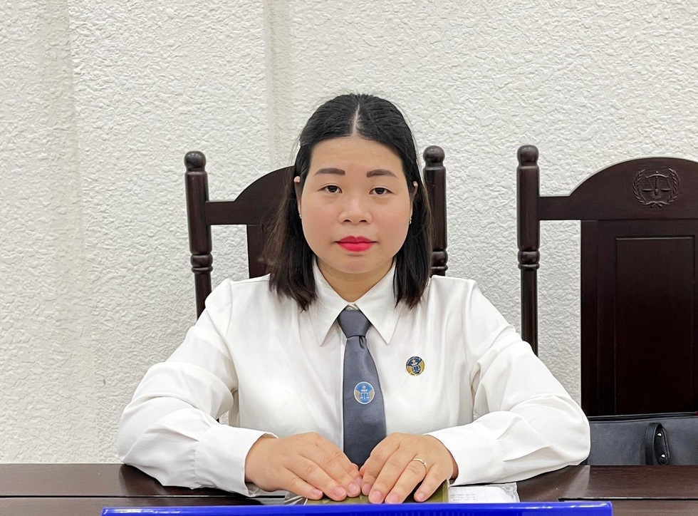 3 giả thiết pháp lý trong vụ nữ bác sĩ bị tấm kính rơi vào người ở Hà Nội - 3 3 giả thiết pháp lý trong vụ nữ bác sĩ bị tấm kính rơi vào người ở Hà Nội - 3