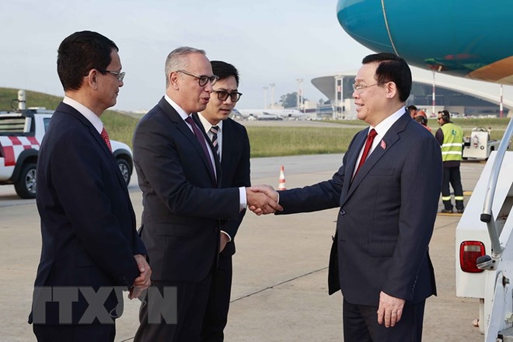 Chủ tịch Quốc hội thăm chính thức Cộng hòa Đông Uruguay - 2 Chủ tịch Quốc hội thăm chính thức Cộng hòa Đông Uruguay - 2