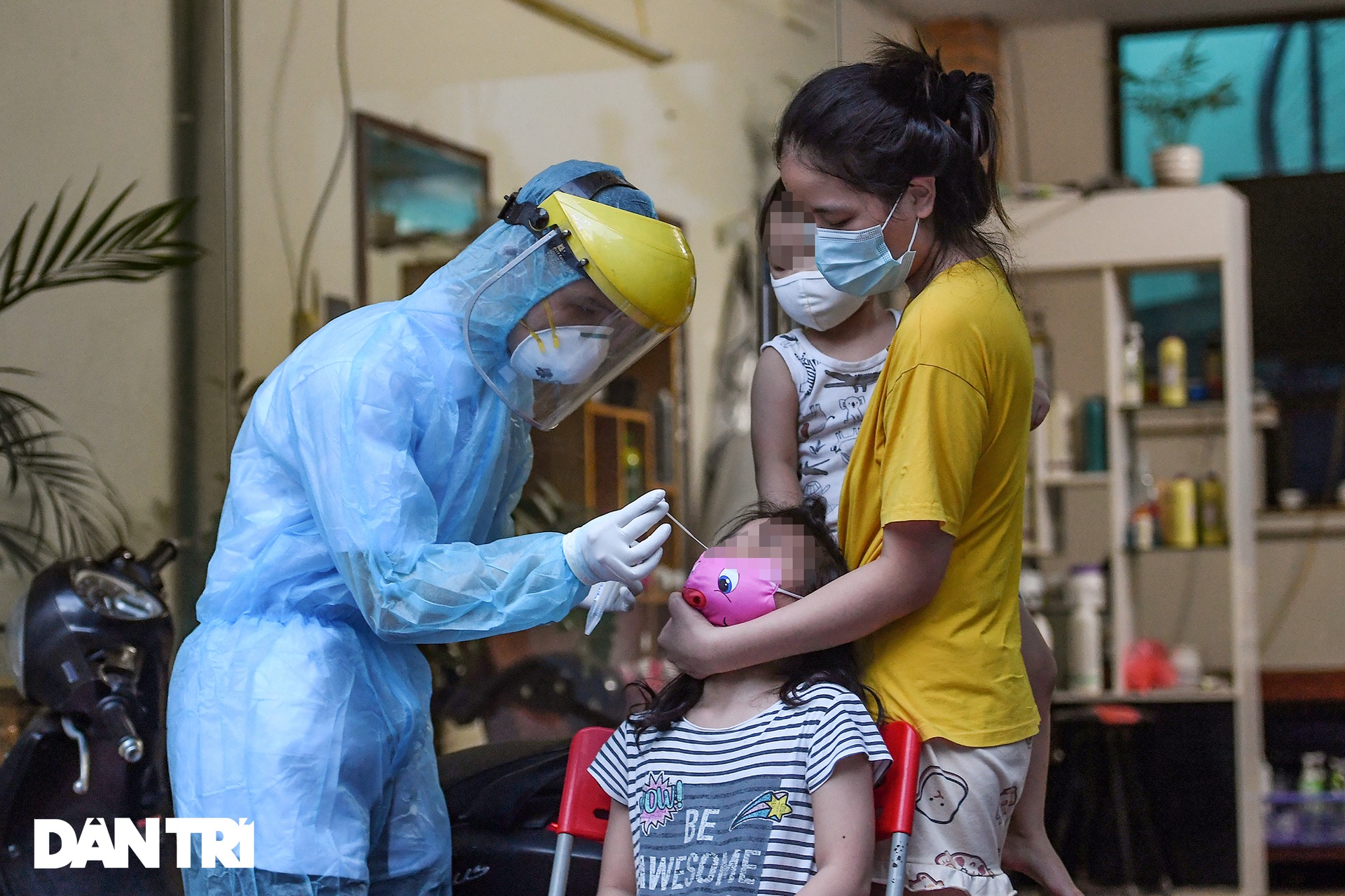 Phong tỏa thêm một ngõ ở Long Biên sau khi CDC Hà Nội công bố ca F0 mới - 9 Phong tỏa thêm một ngõ ở Long Biên sau khi CDC Hà Nội công bố ca F0 mới - 9