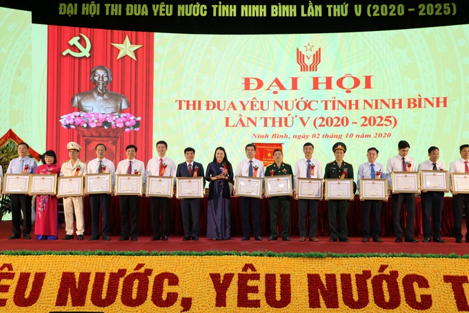Phó Chủ tịch nước Đặng Thị Ngọc Thịnh: Ninh Bình phải trở thành tỉnh có động lực tăng trưởng mạnh của cả nước - Ảnh 5. Phó Chủ tịch nước Đặng Thị Ngọc Thịnh: Ninh Bình phải trở thành tỉnh có động lực tăng trưởng mạnh của cả nước - Ảnh 5.