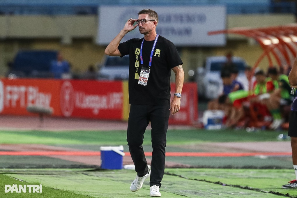 Thể Công Viettel giành ngôi á quân, CLB Ninh Bình đứng thứ ba V-League - 3