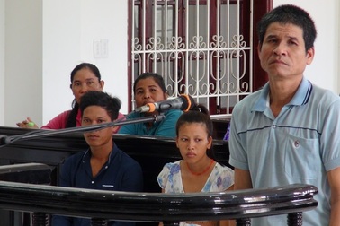 Đâm chết vợ vì bị tát tai còn không cho ăn cơm