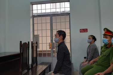 “Trùm” móc túi trên xe buýt lãnh án