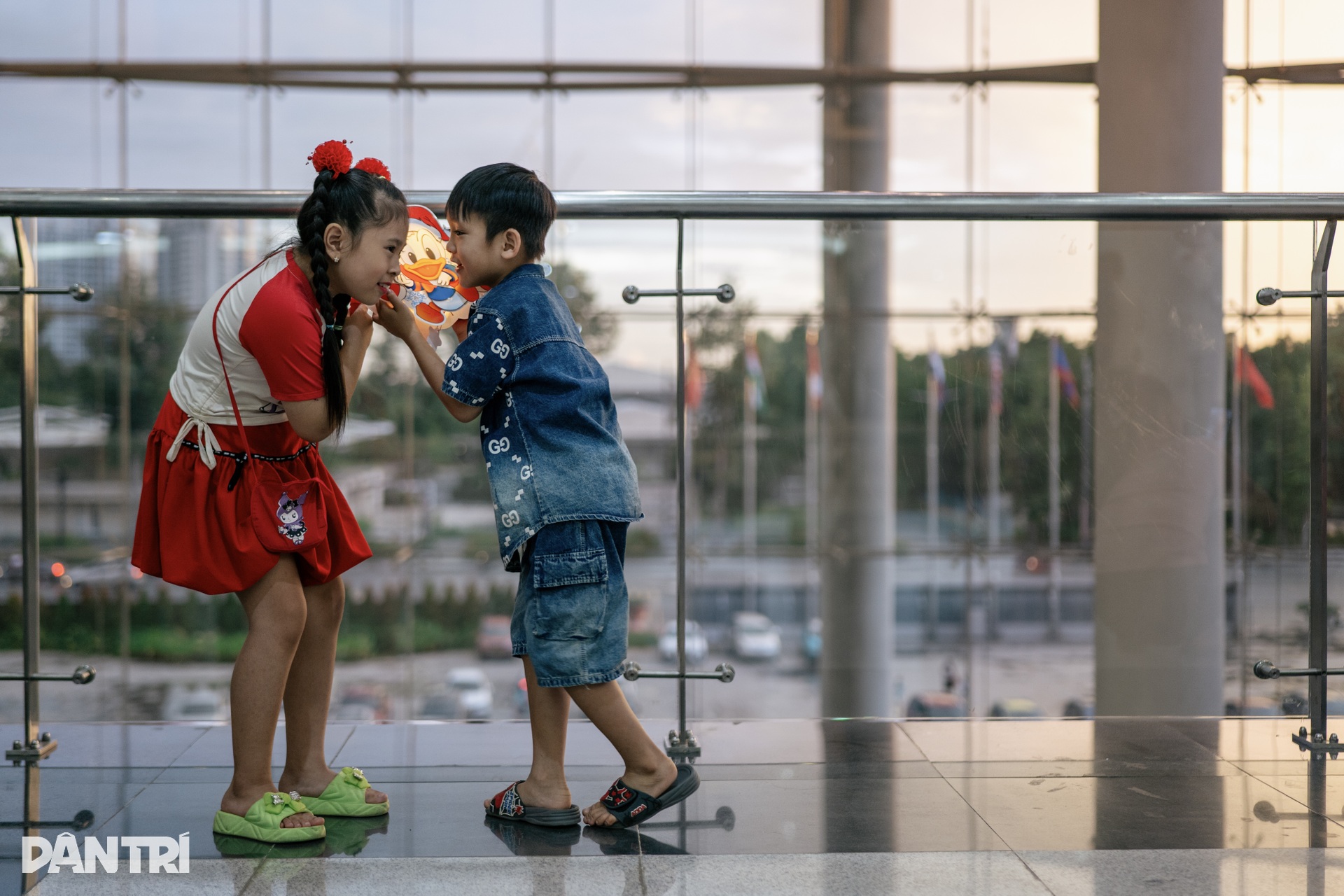 Rước đèn, phá cỗ giữa 1.000 nụ cười con em công nhân ở TPHCM - 16