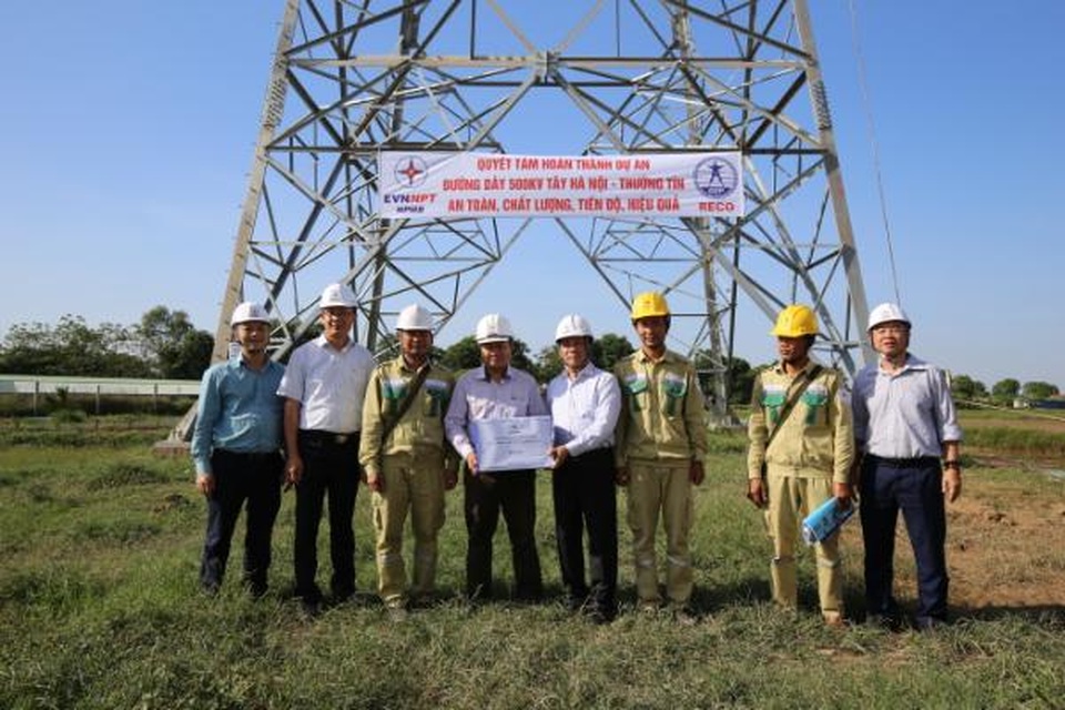 Đẩy nhanh tiến độ thi công Dự án đường dây 500kV Tây Hà Nội - Thường Tín - 2 Đẩy nhanh tiến độ thi công Dự án đường dây 500kV Tây Hà Nội - Thường Tín - 2