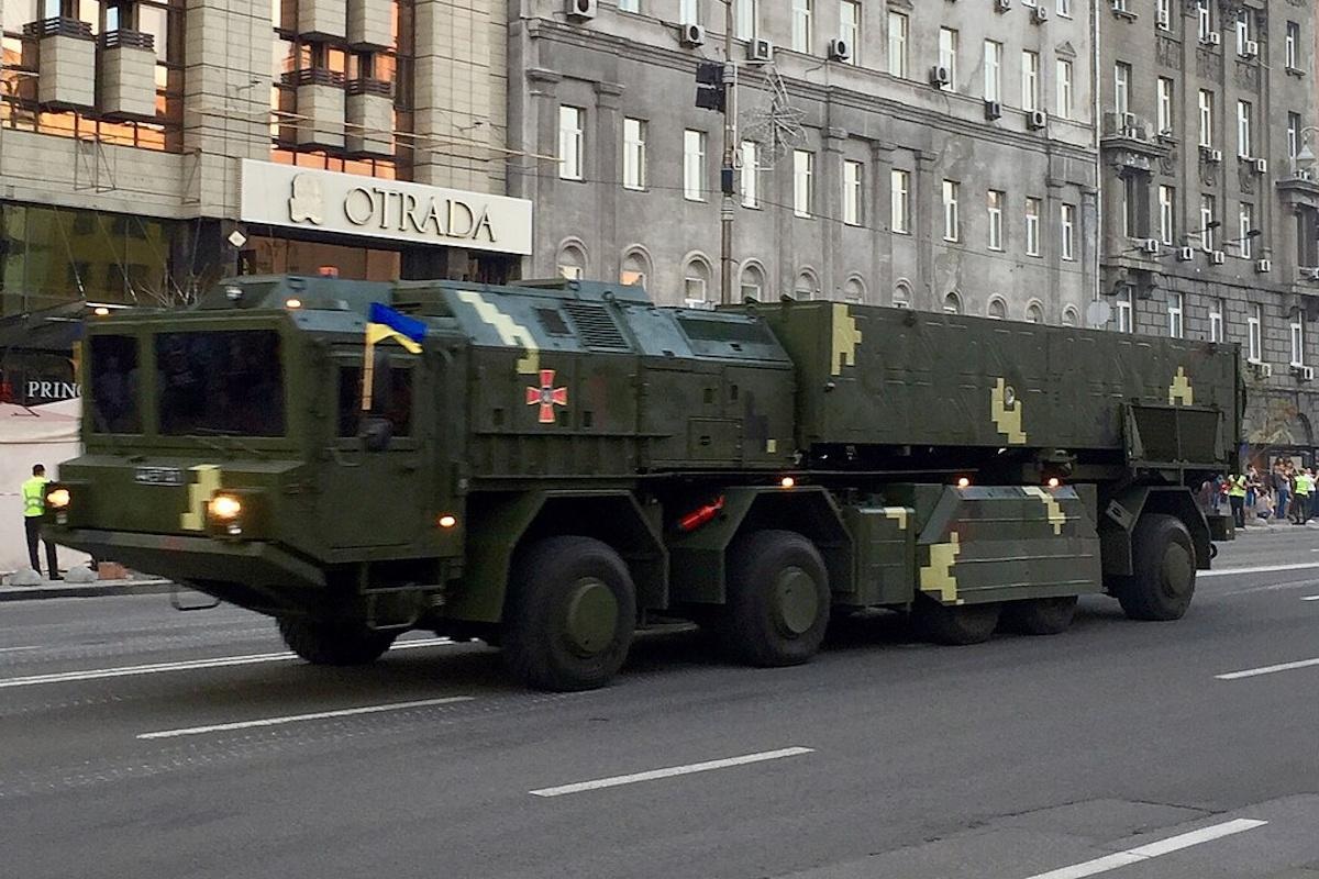 Ukraine khoe chế tạo tên lửa chim cắt vượt trội ATACMS của Mỹ - 1