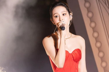 Hiền Hồ bị la ó, hủy show: Giá đắt của nghệ sĩ dính vết nhơ đời tư