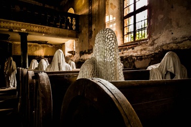 Ghé thăm nhà thờ của những hồn ma