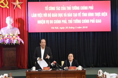 Bộ trưởng Mai Tiến Dũng: "Không thể chấp nhận giáo viên bị buộc quỳ như vậy"