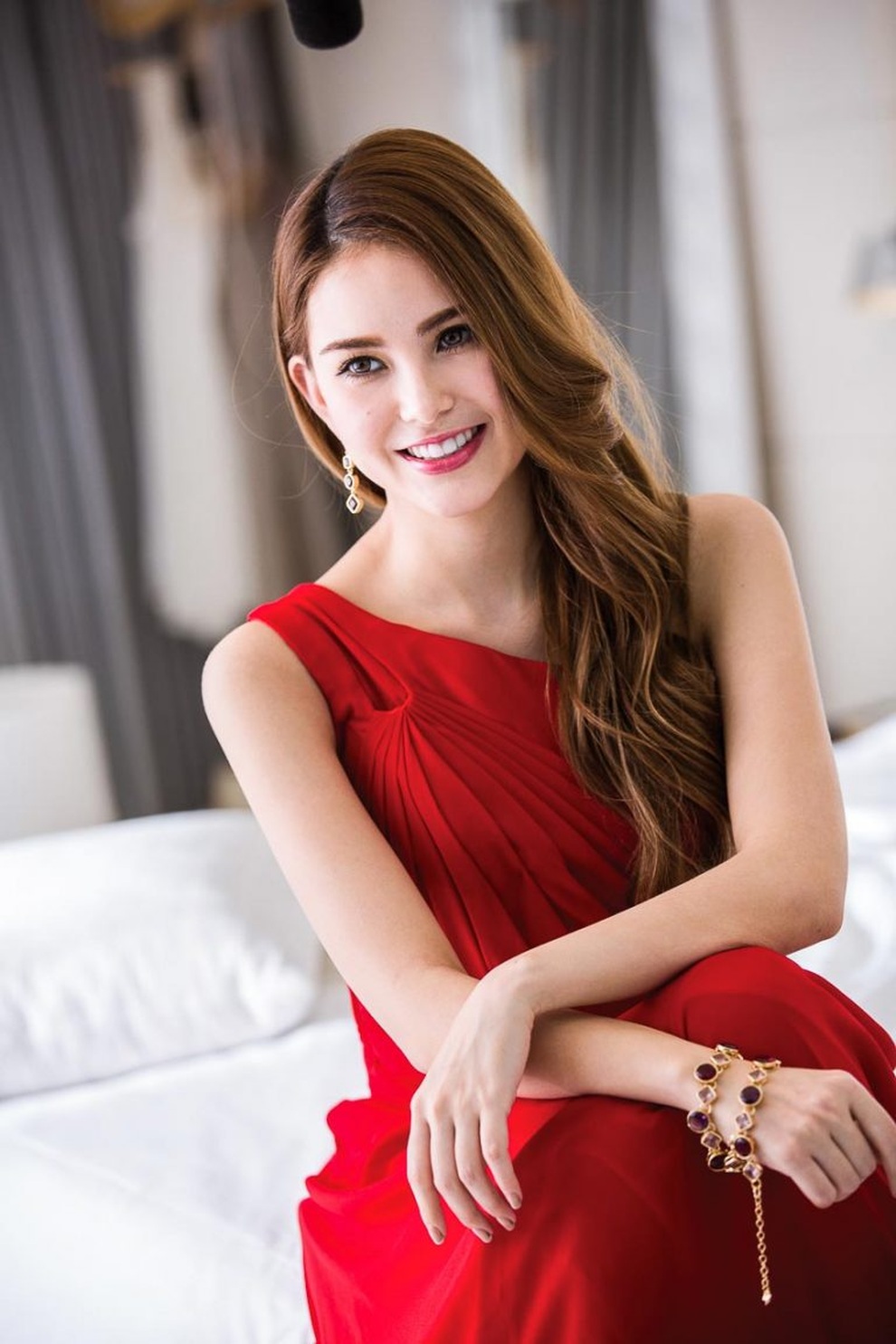 Được chồng chi tiền khủng làm phim, mỹ nhân lai vẫn là thảm họa điện ảnh - 2 Được chồng chi tiền khủng làm phim, mỹ nhân lai vẫn là thảm họa điện ảnh - 2