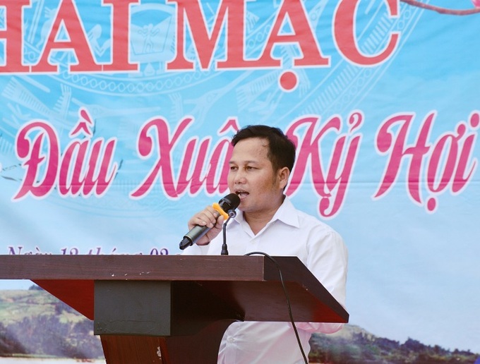 Đinh Văn Hồi, người dân tộc ở huyện Sơn Hà chuẩn bị XKLĐ sang Hàn Quốc. 