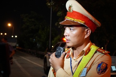 Hé lộ về camera mini tự động phát hiện vi phạm gắn trên ngực áo CSGT