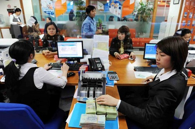 Lãi suất huy động giảm sâu, người dân kỳ vọng vay được vốn giá rẻ.