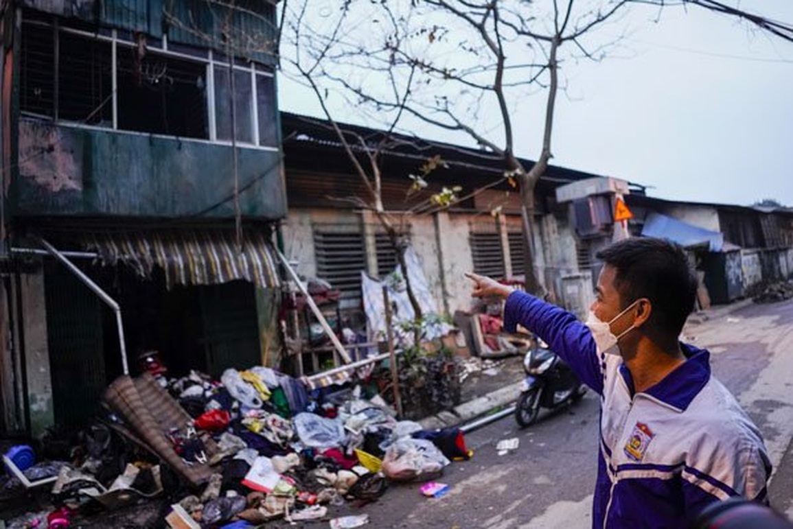 Vụ người hùng cứu sống bé gái: Xác định nguyên nhân gây cháy nhà - 2 Vụ người hùng cứu sống bé gái: Xác định nguyên nhân gây cháy nhà - 2