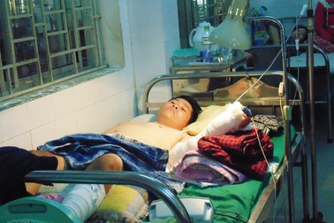 Thanh niên bị chém lìa tay trái đang dần phục hồi sức khỏe
