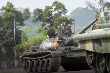 Sức mạnh vũ trang Việt Nam qua các dòng khí tài hiện đại tại A80