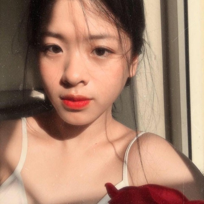 Con gái út nghệ sĩ Chiều Xuân ăn mặc gợi cảm khoe sức sống tuổi thiếu nữ - Ảnh 7. Con gái út nghệ sĩ Chiều Xuân ăn mặc gợi cảm khoe sức sống tuổi thiếu nữ - Ảnh 7.
