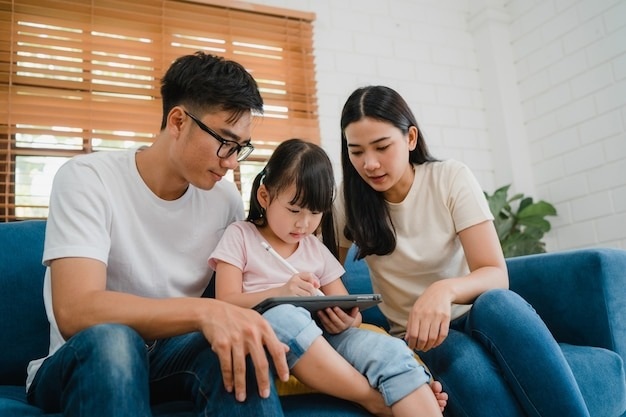 Se você quer que seus filhos tenham sucesso, os pais precisam cumprir 8 papéis - 3 Muốn con cái thành công, cha mẹ cần hoàn thành 8 vai trò - 3