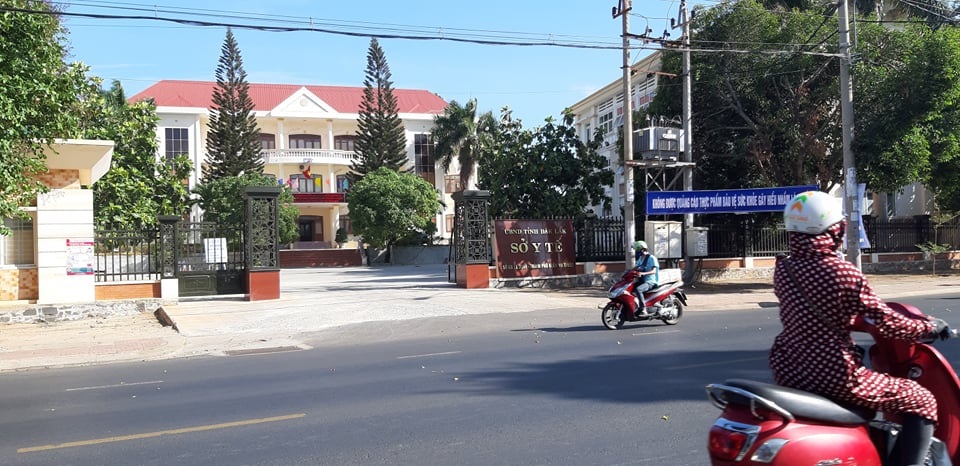 Khởi tố 10 cán bộ Sở Y tế Đắk Lắk: Không ảnh hưởng chống dịch Covid-19 - 3 Khởi tố 10 cán bộ Sở Y tế Đắk Lắk: Không ảnh hưởng chống dịch Covid-19 - 3