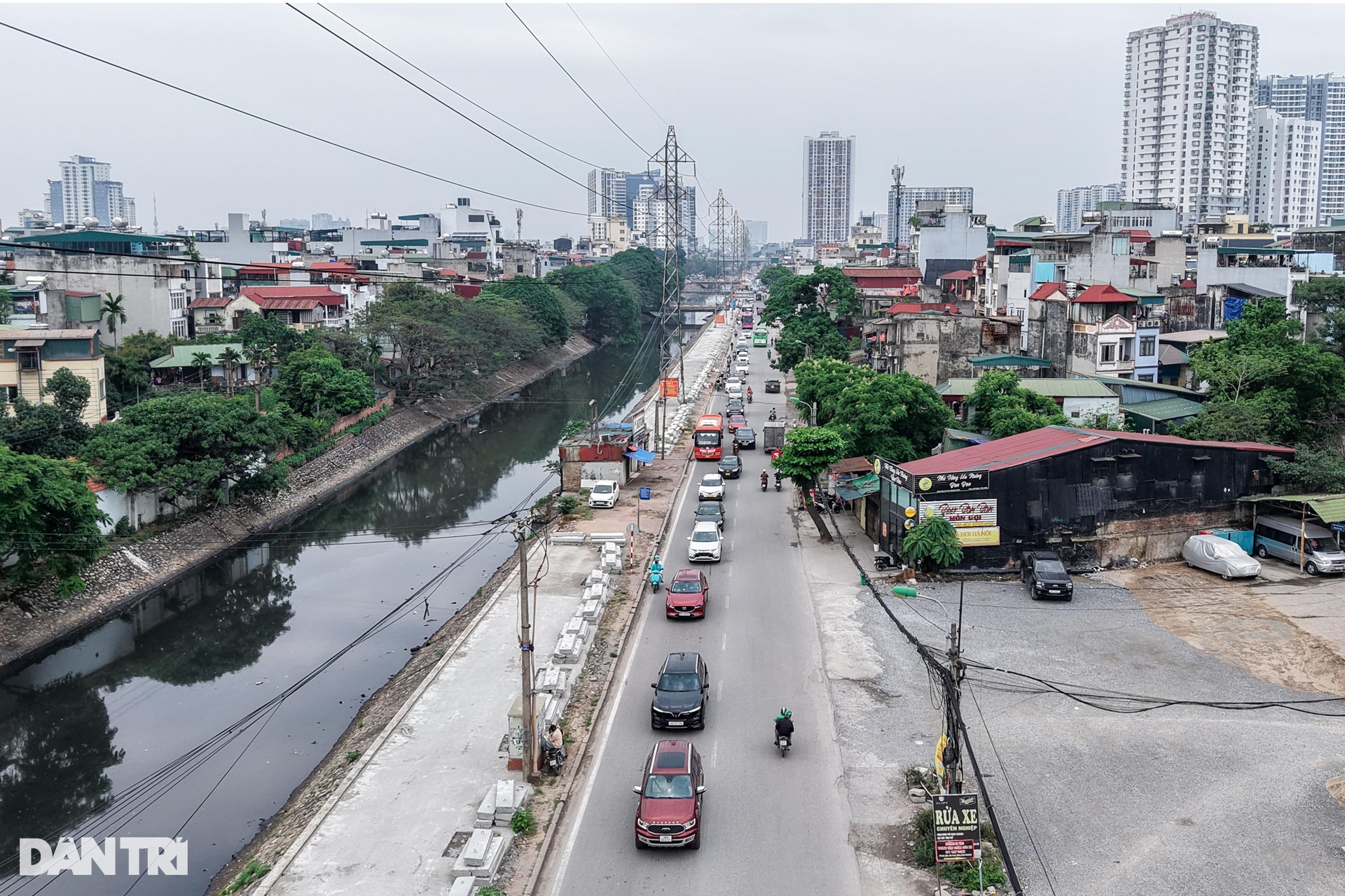 Loạt dự án giao thông chậm tiến độ, thi công ì ạch gây lãng phí ở Hà Nội - 10 Loạt dự án giao thông chậm tiến độ, thi công ì ạch gây lãng phí ở Hà Nội - 10