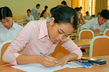 Toán, Sử nhiều điểm dưới trung bình 