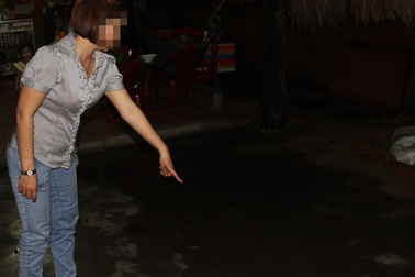 Mâu thuẫn gia đình, vợ đâm chết chồng trong quán nhậu