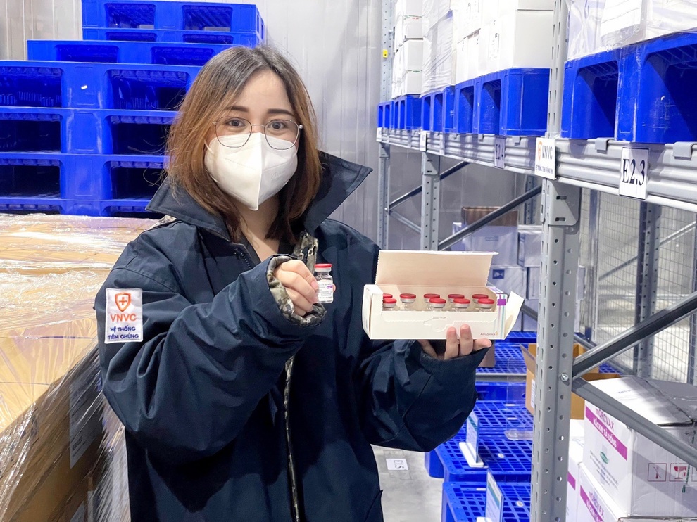 Bộ Y tế nhận thêm 1,3 triệu liều vắc xin Covid-19 AstraZeneca - 1 Bộ Y tế nhận thêm 1,3 triệu liều vắc xin Covid-19 AstraZeneca - 1