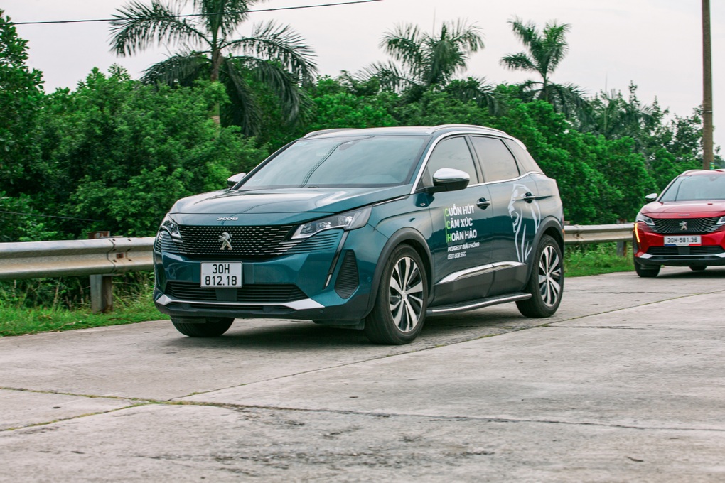 Theo chân chủ xe Peugeot tham gia chương trình Mobile Service - 3 Theo chân chủ xe Peugeot tham gia chương trình Mobile Service - 3