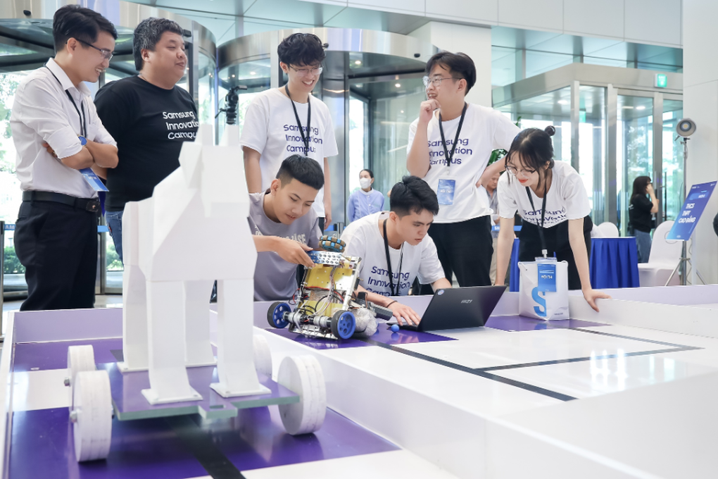 Lộ trình và cơ hội phát triển của học viên Samsung Innovation Campus - 2 Lộ trình và cơ hội phát triển của học viên Samsung Innovation Campus - 2