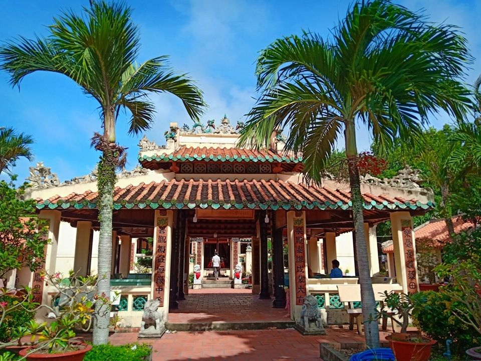Đến “xứ tiên”… ghé thăm lăng Mạc Cửu - 1 Đến “xứ tiên”… ghé thăm lăng Mạc Cửu - 1