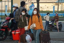 Đà Nẵng: Những chuyến xe 0 đồng đưa 2.000 công nhân về quê ăn Tết