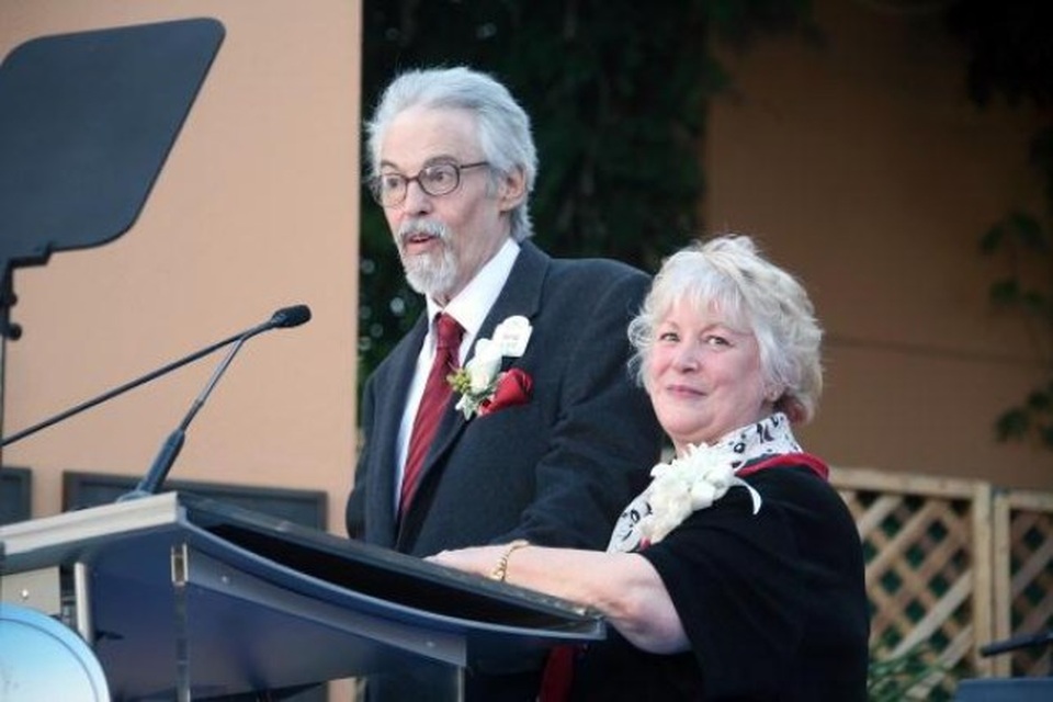 Hai diễn viên lồng tiếng cho chuột Mickey - Minnie nên duyên như thế nào? - 3