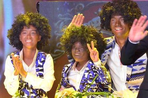 Đinh Hương - Nhan Phúc Vinh bất ngờ giành "ghế nóng" vào giờ chót