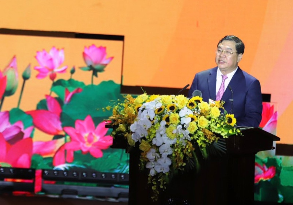 Kỷ niệm 60 năm ngày Bác Hồ về thăm tỉnh Nam Định - 3 Kỷ niệm 60 năm ngày Bác Hồ về thăm tỉnh Nam Định - 3