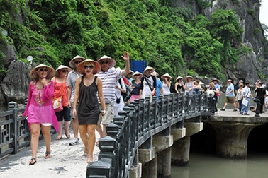 Du lịch Việt hồi hộp ngóng tin miễn visa