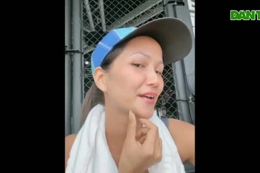 H'Hen Niê tung clip cùng loạt ảnh chứng minh gia đình "3 đời" có cằm nhọn