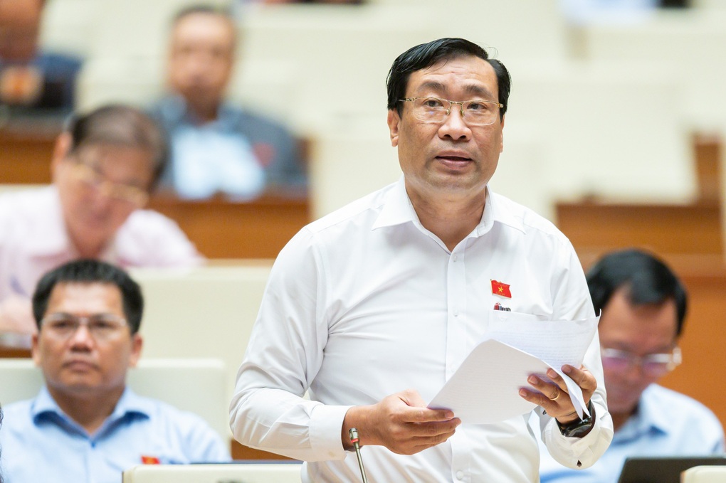Cử tri rất quan tâm những vụ việc liên quan Việt Á, AIC - 2 Cử tri rất quan tâm những vụ việc liên quan Việt Á, AIC - 2