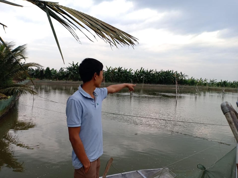 Nam Định: Chỉ huy 2 triệu con chạch đồng bằng tràng vỗ tay - 1 Nam Định: Chỉ huy 2 triệu con chạch đồng bằng tràng vỗ tay - 1