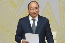 Thủ tướng: "Chúng ta không được vấp ngã, để kinh tế Việt Nam tụt dốc!"