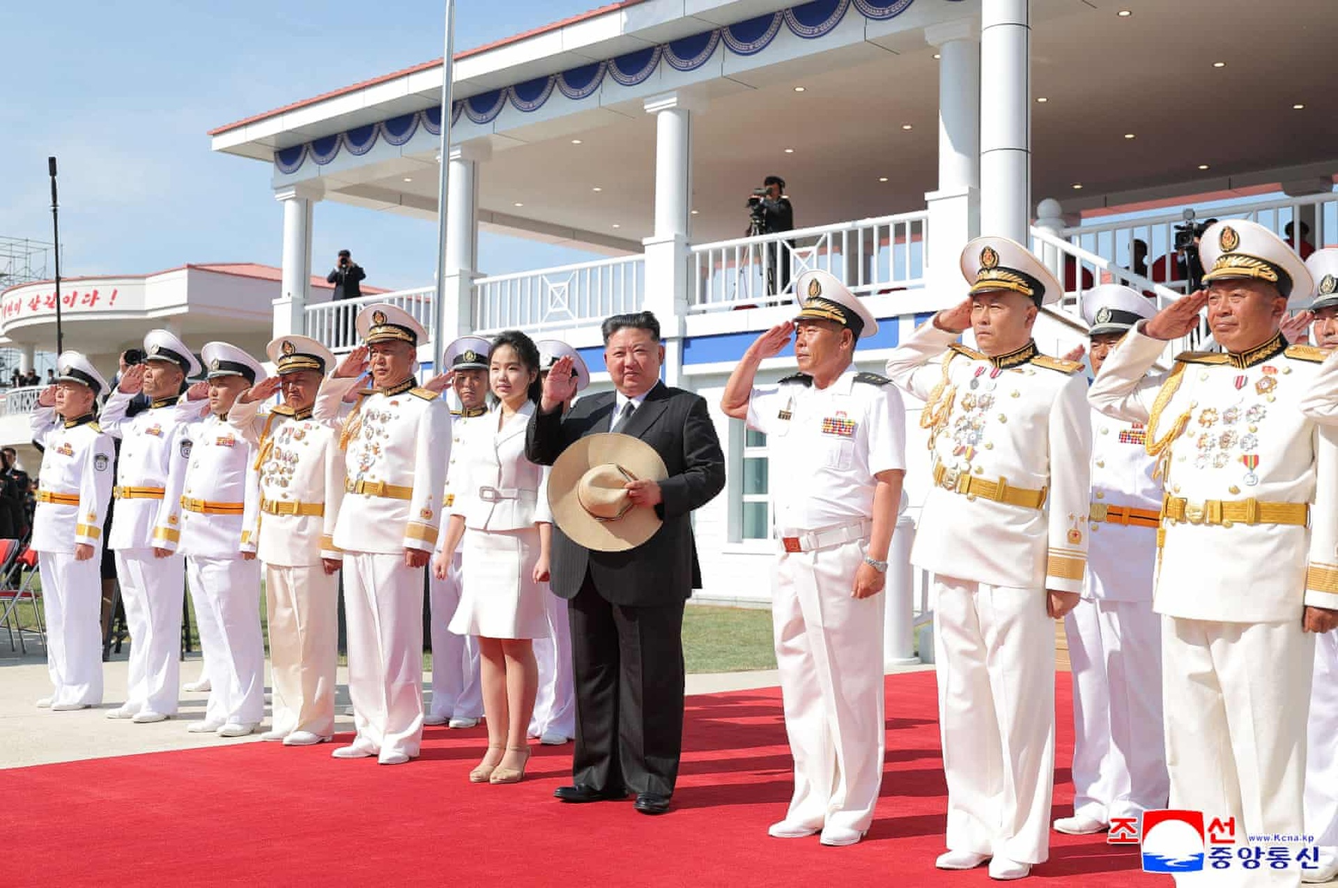 Ái nữ tháp tùng Chủ tịch Triều Tiên tham dự loạt sự kiện quan trọng - 9 Ái nữ tháp tùng Chủ tịch Triều Tiên tham dự loạt sự kiện quan trọng - 9