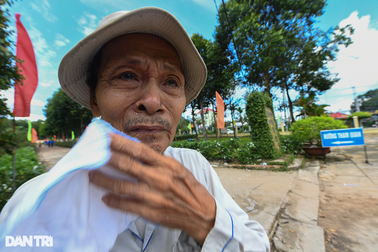 Người dân bật khóc khi tham quan Di tích Nhà tù Phú Quốc