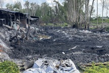 Đổ 100 tấn chất thải ra môi trường, chủ cơ sở tái chế nhôm ở TPHCM bị bắt