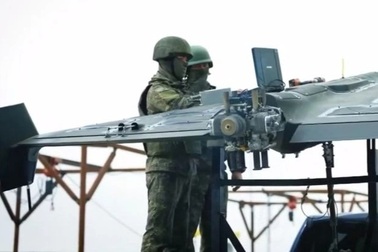 Cách "sát thủ không kích" Nga chế áp UAV đánh chặn Ukraine