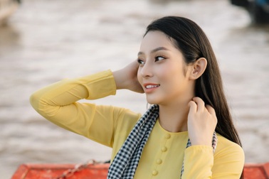 Lâm Thu Hồng giới thiệu cảnh sắc miền Tây đến Hoa hậu Hoàn cầu 2022