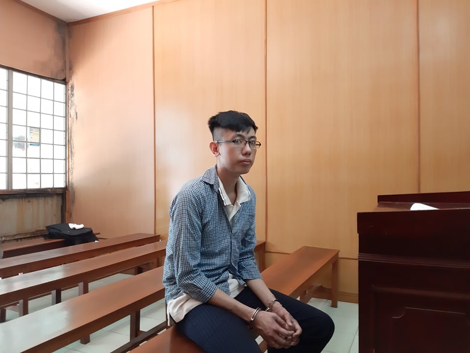 Vụ cháu giết cô ruột: Tòa nghi vấn lời khai của bị cáo - 1 Vụ cháu giết cô ruột: Tòa nghi vấn lời khai của bị cáo - 1