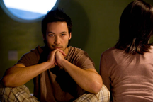 Thấy người cũ của chồng nhắn tin, vợ làm điều khiến tôi xấu hổ